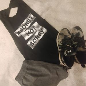 Loose fitting work out tank